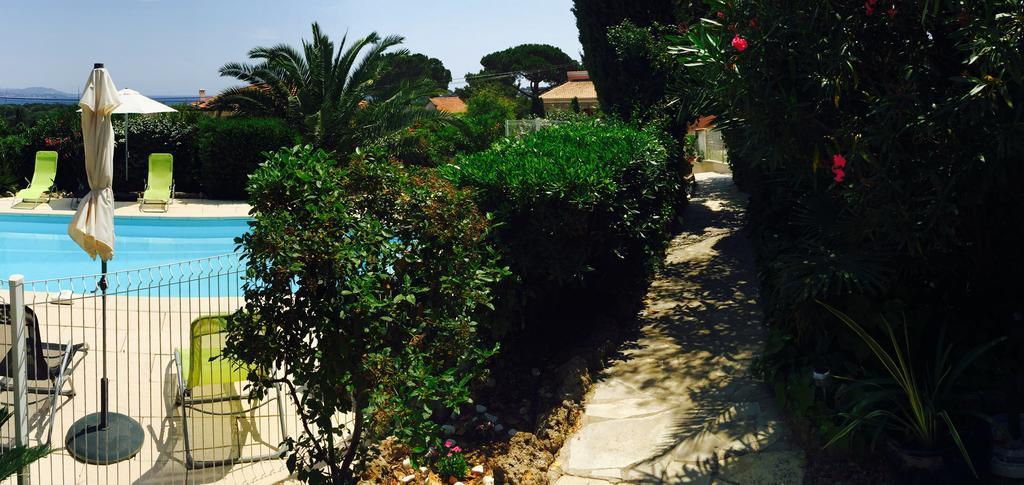 Au Reveil Des Cigales Hotel Saint Aygulf Exterior photo